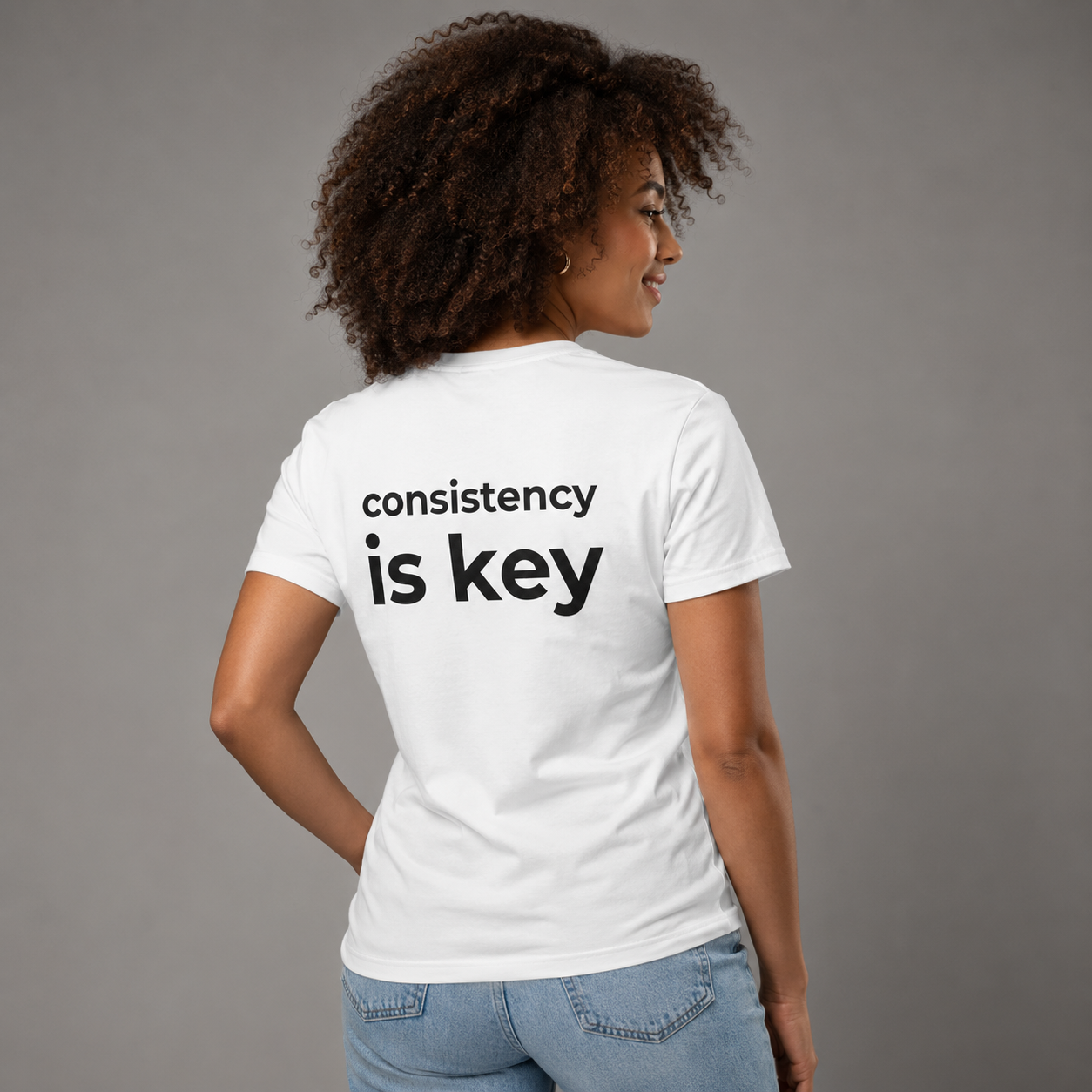 weißes shirt mit schwarzer Schrift